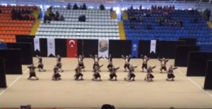 Read more about the article Halk Oyunları Birincisi Antbirlik İlkokulu